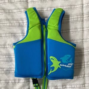 Swim School swim trainer vest